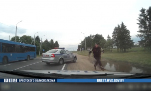 В Барановичах сотрудники ГАИ преследовали водителя-бесправника