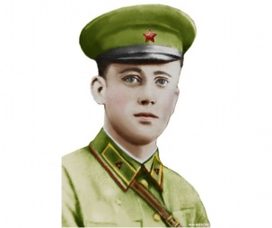 Легенда о поединке младшего сержанта Алексея Новикова, ведущего неравный бой у векового дуба с превосходящими силами противника на рассвете 22 июня 1941 года