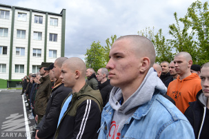 В Бресте торжественно проводили призывников на службу в Вооруженные Силы Республики Беларусь