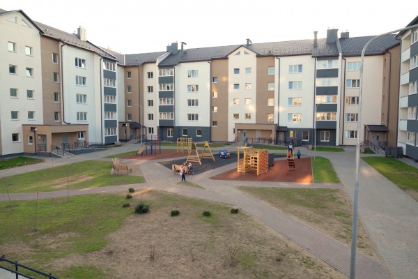 "Иметь свою квартиру вы мечтали..."