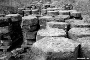 Посещение молодежного патриотического центра «БРСМ» в Брестской крепости чуть не закончилось разбитым фотоаппаратом