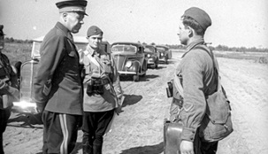 Старая фотография. Учения под Брестом