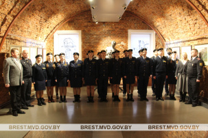 В Брестской крепости пинским кадетам вручили первые погоны