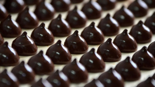 Китайцы начали подделывать белорусский шоколад