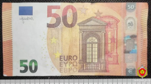 Знакомый вернул брестчанину долг фальшивой купюрой