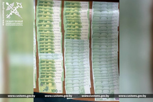 На границе продолжают использовать хитрую схему провоза денег. Но она снова не сработала