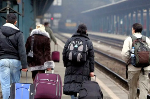 По данным МВД, утечка рабочей силы за границу стала меньше, а по данным Белстата — рекордно выросла. Как это возможно?