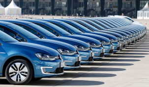 В марте продажи новых автомобилей в Беларуси упали на 6,9%