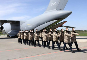 Китайские военные прилетели в Беларусь для участия в параде