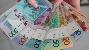 Скрытая зарплата станет дорогим удовольствием: ФСЗН пересчитает каждый день