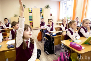 Минобр: материал школьной программы стал доступнее