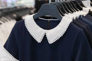 Министр образования Беларуси высказался по поводу покупки школьной формы: «Никаких ограничений нет»