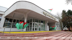 Брестский музыкальный колледж объявил набор по специальности "актер драматического театра и кино"