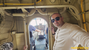 Совершить обзорный полет на высоте 300 метров над Брестом на Ан-2