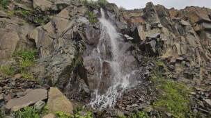 Особую красоту водопады в Микашевичах обретают во время заката и восхода