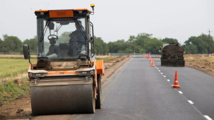 Правительство выделит больше денег на ремонт и строительство дорог