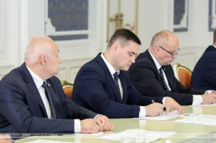 Должная отдача, ускорение и взгляд за горизонт. Чего Лукашенко требует от ученых и Академии наук