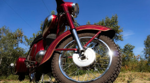 Это не «Ява», а «Чезет»! Брестчанин показал уникальную коллекцию чехословацких мотоциклов Cezet