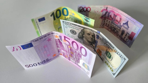 Средняя зарплата выросла в июле более чем на 50 рублей