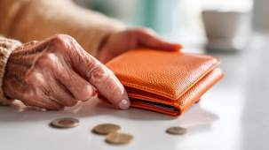 Пенсия в Беларуси: сколько нужно стажа и что влияет на размер выплат