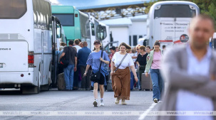 Убытки понесут не только белорусы, но и европейцы. Ожидающие в очереди на въезд в Польшу о закрытии границы