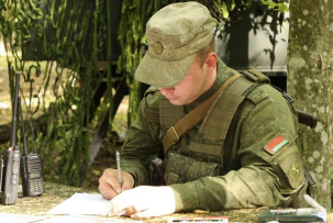 Военные перемещают подразделения в запасные районы на учениях "Запад-2025"