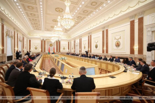 Лукашенко предложил сформировать пантеон национальных героев и назвал главный критерий