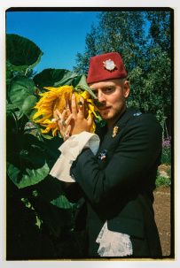 "Природа – мое вдохновение": чем живет экосексуал из Бреста