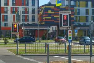 В Бресте для велосипедистов появились специальные таблички. Где можно не спешиваться