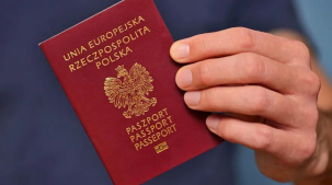 Знание языка, истории и ценностей. В Польше хотят ввести тест на получение гражданства