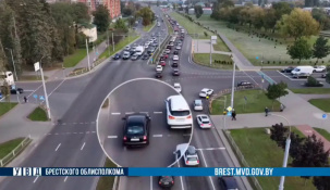60-летний брестчанин с признаками алкогольного опьянения попал на камеру беспилотника ГАИ