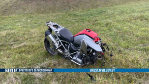 Пьяный тракторист на трассе М1 не уступил дорогу встречному водителю мотоцикла БМВ, байкер погиб