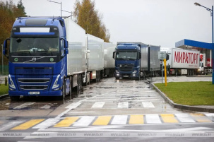 Правительство объяснило, каким фурам из ЕС можно ездить по Беларуси