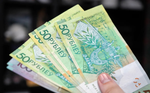 В Беларуси предлагают почти вдвое уменьшить сумму подарков, не облагаемых налогом