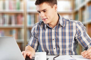 В Беларуси запустят дистанционное репетиционное тестирование: как принять участие?