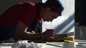 Минимальный порог заработка хотят ввести для самозанятых