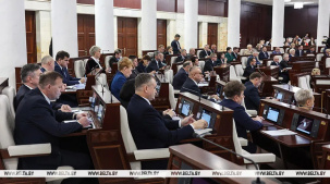 Все нотариусы с 1 января 2026 года будут работать в нотариальных конторах, бюро упразднят