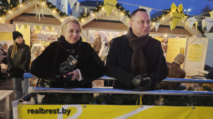 Глава Бреста Сергей Лободинский погулял по городу с журналистами и блогерами