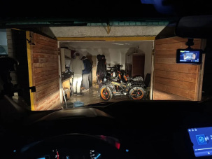 От витрины до гаража: в Бресте налоговая пресекла нелегальную торговлю вейпами и электросамокатами