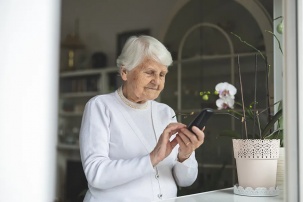 Как менялся размер трудовых пенсий белорусов и сколько им добавят в 2026 году