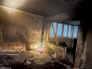 Подробности ночного пожара в 20-этажке. Эвакуировано 17 человек, спасли гостя, хозяин погиб