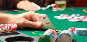 В Бресте закрыли нелегальный покерный клуб. Организатору дали крупный штраф с конфискацией