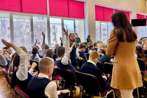 Мастер-класс по противодействию кибербуллингу прошел для школьников в Минске