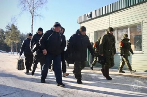Военнообязанных белорусов призывают из запаса в войска. Что происходит?