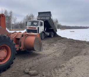 Новый пляж в Бресте обустраивают без оглядки на мороз