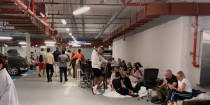 Белорусы, застрявшие в Эмиратах: «Дозвониться до туроператора нереально, ночь провели на паркинге»