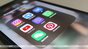 Будут ли в Беларуси вводить возрастные ограничения на соцсети, рассказал Перцов