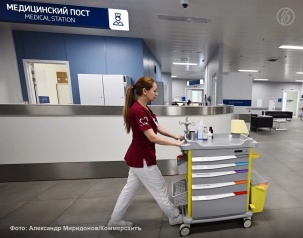 Минздрав планирует максимально закрыть вакансии врачей в ближайшие два года