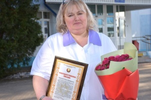 Особый подарок к 8 Марта: министр по ЧС поблагодарил женщину из Прибужья за сыновей-курсантов