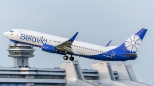 Туроператоры обсуждают повышение топливных сборов. В Belavia объяснили, что происходит